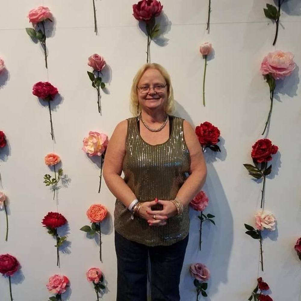Meet your Posher, Sandra